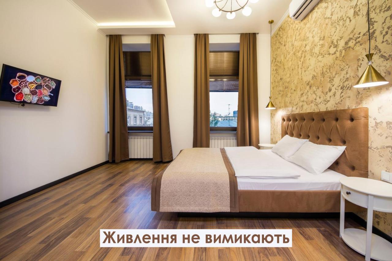 Apartments On Ploshcha Ukrainskykh Heroiv キエフ エクステリア 写真